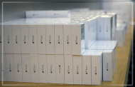 Продажи флагманских смартфонов Apple и Samsung в России упали до уровня 2013 года Продажи флагманских смартфонов Apple и Samsung в России упали до уровня 2013 года